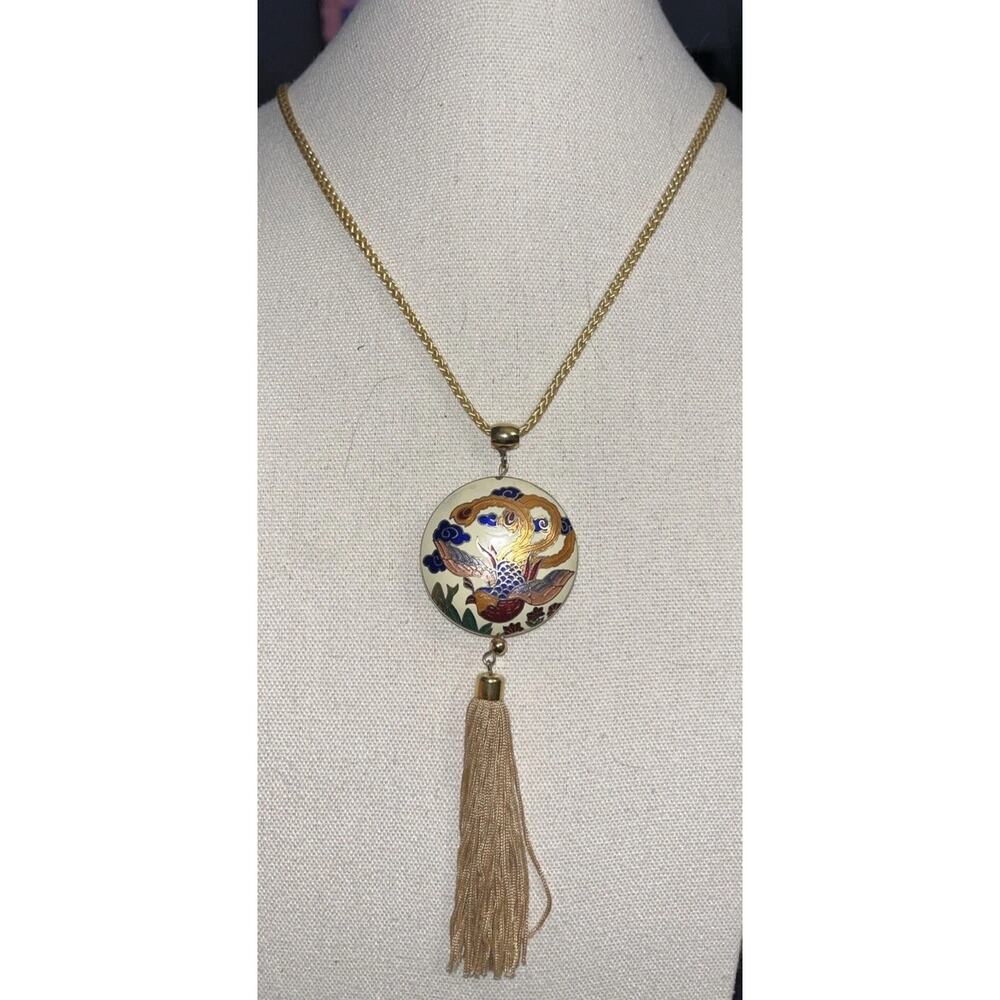 Vintage White Cloisonne Bird on a Branch Round Pendant with Necklace (B2)